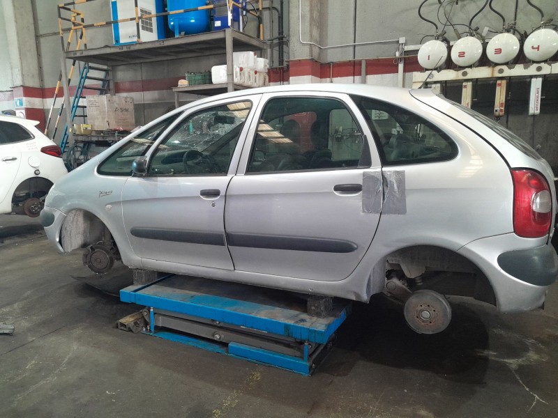 citroën xsara picasso (n68) del año 2001
