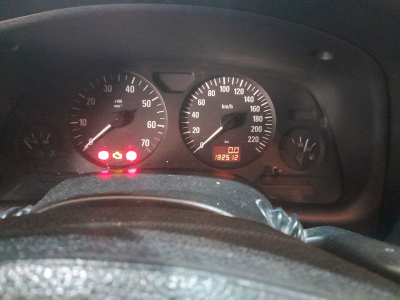 opel astra g hatchback (t98) del año 2004