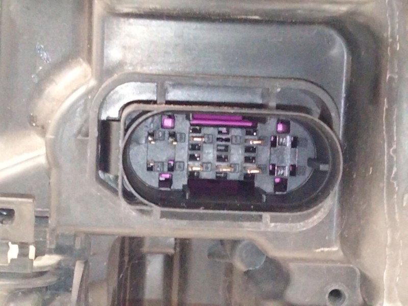 Recambio de faro derecho para mercedes-benz clase e t-model (s212) e 350 cdi (212.225) referencia OEM IAM A2128205861 1ZT0097020