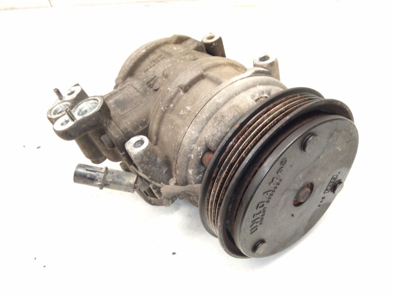 Recambio de compresor aire acondicionado para kia carnival ii (gq) 2.9 crdi referencia OEM IAM 1315012000  