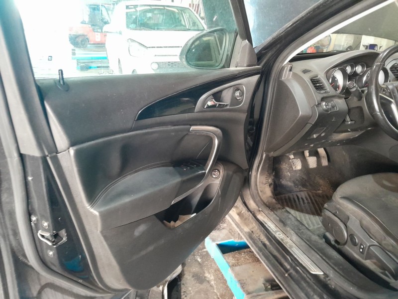 opel insignia a sports tourer (g09) del año 2011