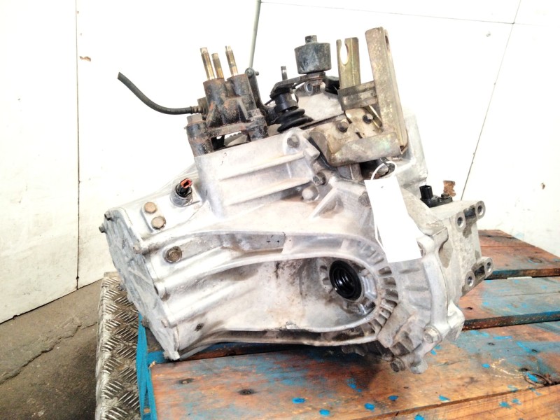 Recambio de caja cambios para kia carnival ii (gq) 2.9 crdi referencia OEM IAM   