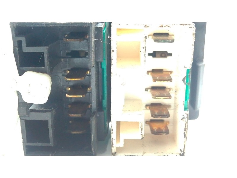 Recambio de mando elevalunas delantero izquierdo para fiat doblo monospace (119_, 223_) 1.9 jtd referencia OEM IAM   