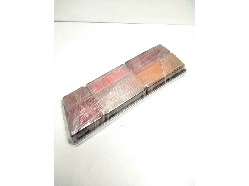 Recambio de piloto trasero izquierdo para seat 127 (127a) 0.9 referencia OEM IAM B19098 SOLO TULIPA 24204