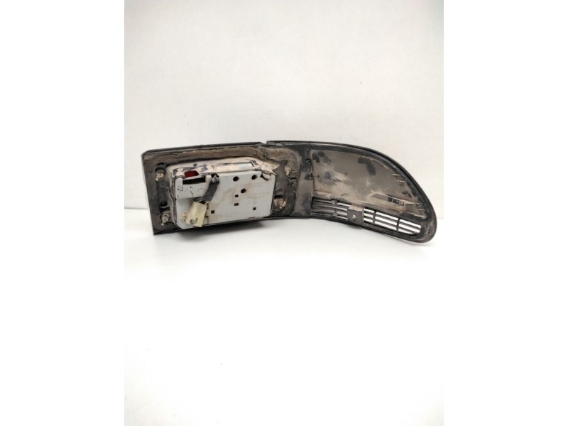 Recambio de piloto trasero izquierdo para toyota corolla (e11) referencia OEM IAM TOYOTA 12-261A KOITO 86 53042