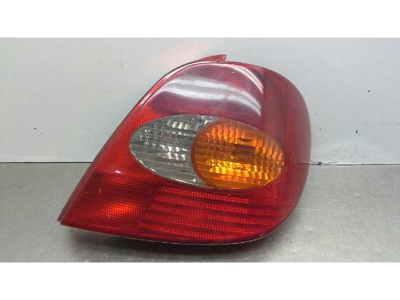 Recambio de piloto trasero derecho para toyota avensis berlina (t 22) 2.0 td luna (5-ptas.) referencia OEM IAM VALEO 2328  