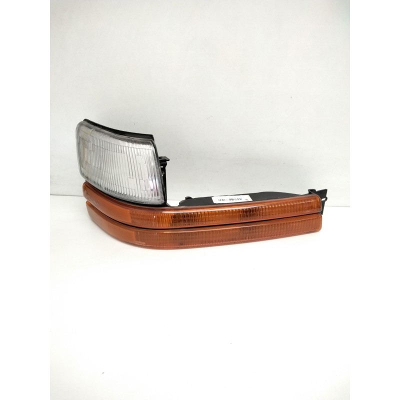 Recambio de piloto delantero derecho para chrysler voyager (gs) 2.5 td se grand voyager referencia OEM IAM HSG4399712 A00158622 