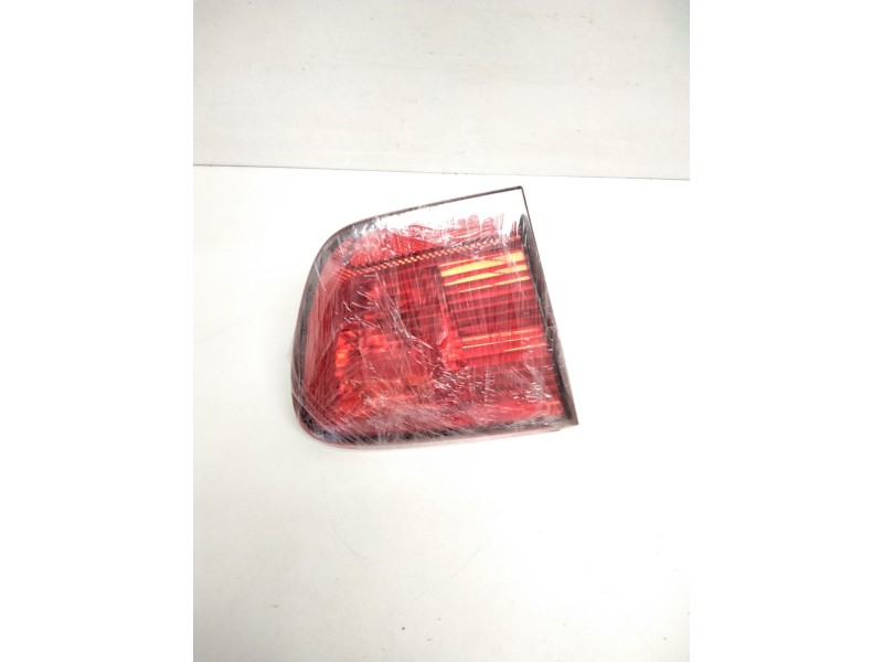 Recambio de piloto trasero izquierdo porton para seat ibiza (6k1) select referencia OEM IAM 45132  
