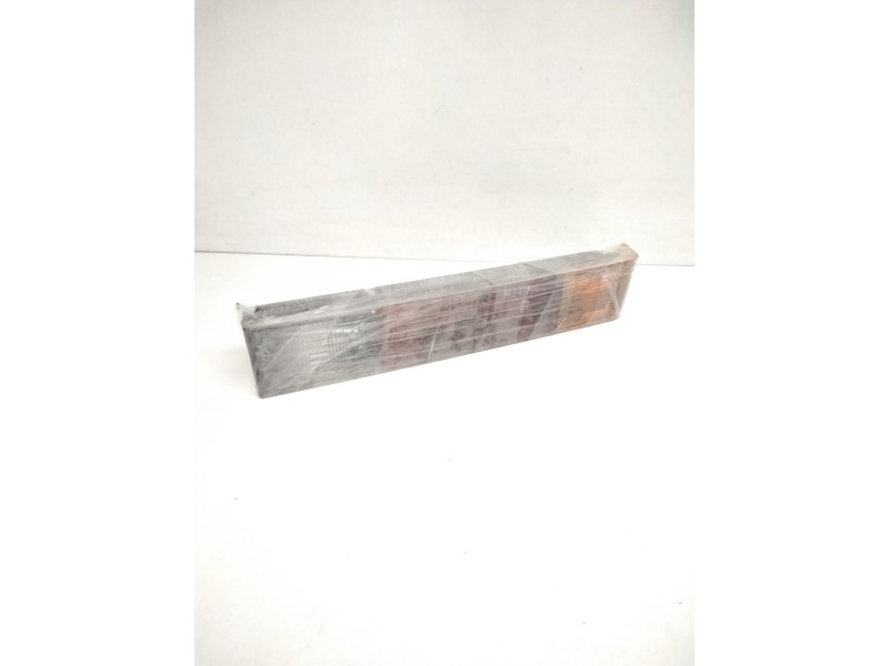 Recambio de piloto trasero derecho para seat ritmo ritmo 65 referencia OEM IAM 1902801337 03321 28201