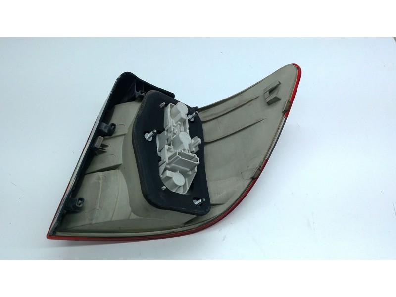 Recambio de piloto trasero izquierdo para mercedes-benz clase b sports tourer (w245) b 180 cdi (245.207) referencia OEM IAM A169