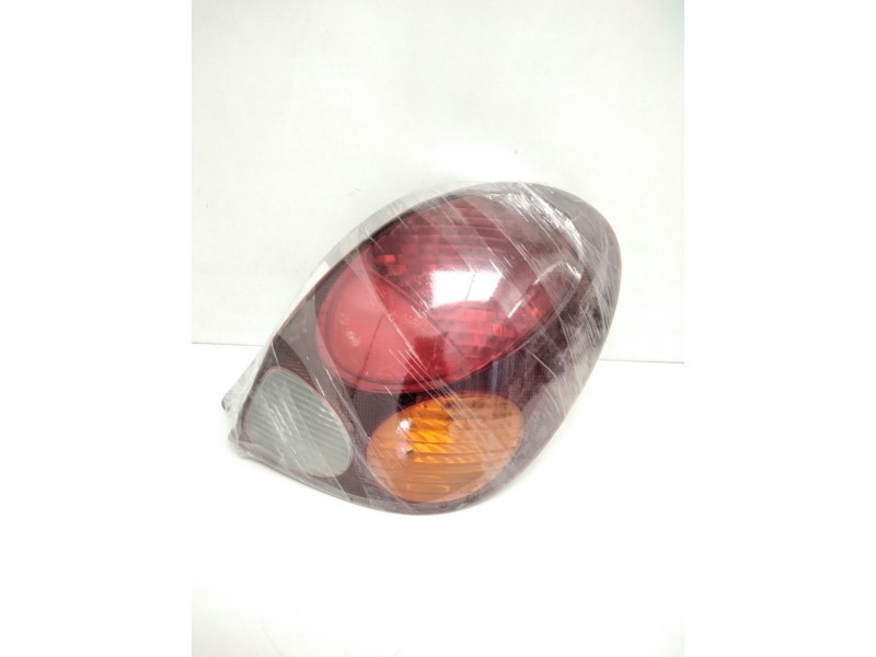 Recambio de piloto trasero derecho para toyota corolla (e11) 2.0 turbodiesel cat referencia OEM IAM KOITO 12441  