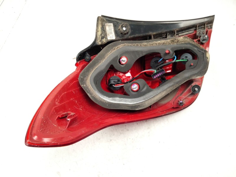 Recambio de piloto trasero derecho para opel mokka / mokka x (j13) 1.6 cdti (_76) referencia OEM IAM 42435942  