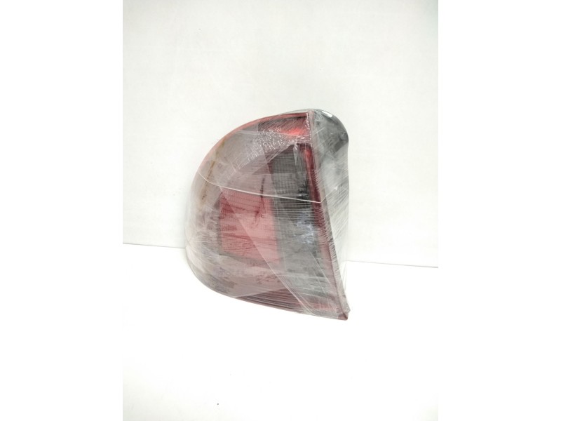 Recambio de piloto trasero izquierdo para mg serie 45 (rt) classic (4-ptas.) referencia OEM IAM XFB101010  