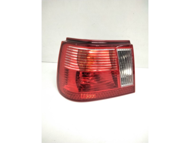 Recambio de piloto trasero izquierdo para seat ibiza (6k1) stella referencia OEM IAM 6K6945111G 6K6945095J 