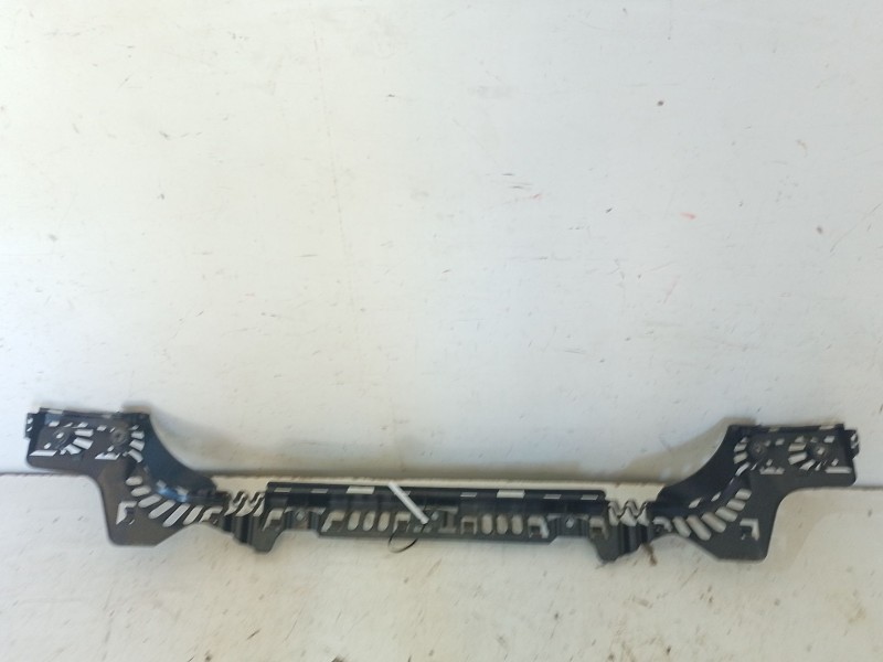 Recambio de guia paragopes central para bmw 3 (f30, f80) 318 d xdrive referencia OEM IAM   