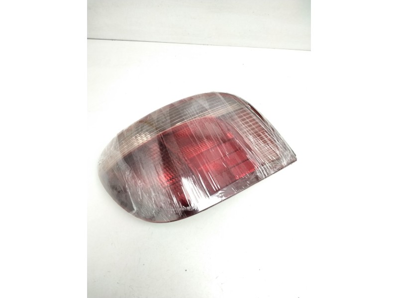 Recambio de piloto trasero izquierdo para toyota yaris (ksp9/scp9/nlp9) básico referencia OEM IAM KOITO 5308701L KOITO 52005 