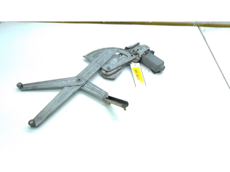 Recambio de elevalunas delantero izquierdo para peugeot 205 ii (20a/c) 1.7 diesel referencia OEM IAM   