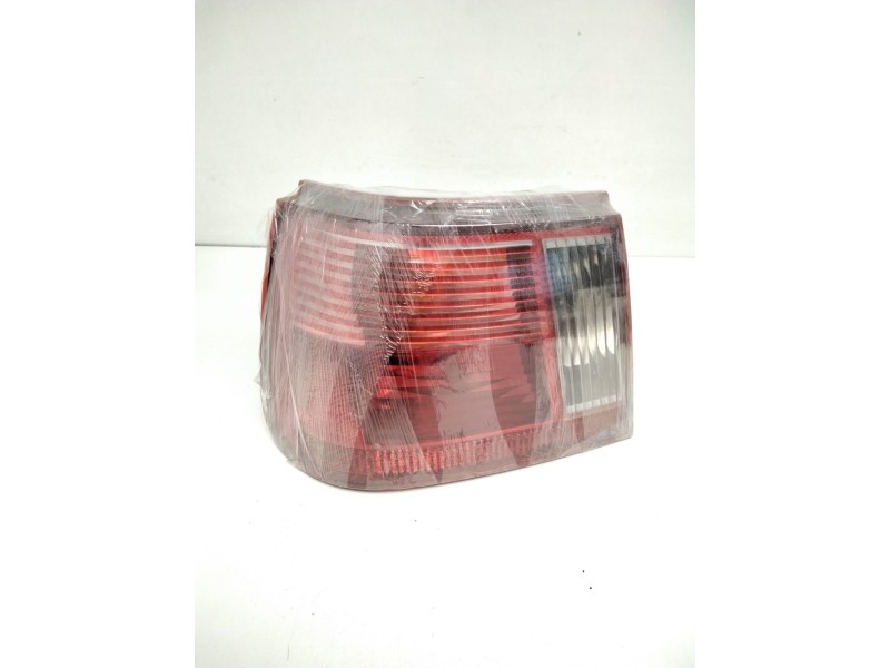 Recambio de piloto trasero izquierdo para seat ibiza (6k1) 1.4 referencia OEM IAM 6K6945095J 6K6945257C 