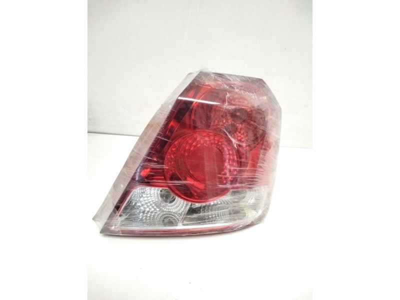 Recambio de piloto trasero derecho para daewoo kalos 1.2 se referencia OEM IAM 300267R  