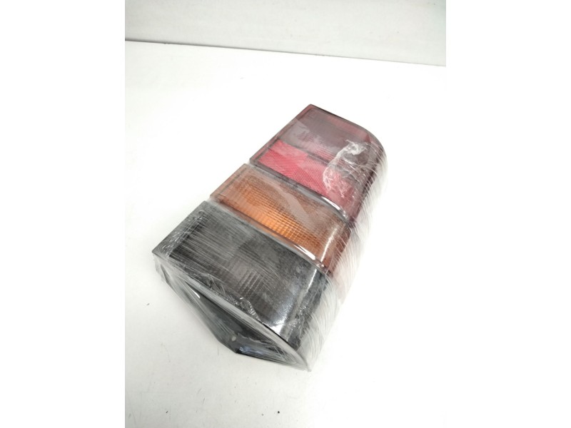 Recambio de piloto trasero derecho para seat marbella ce referencia OEM IAM SE021934006A 006383 