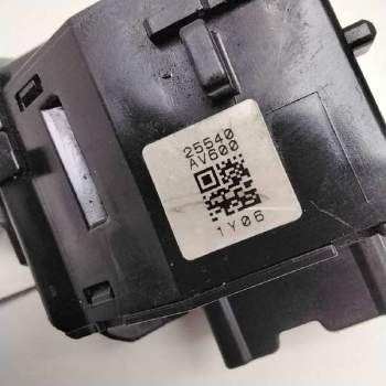 Recambio de mando luces para nissan almera tino (v10m) básico referencia OEM IAM 25540AV600  