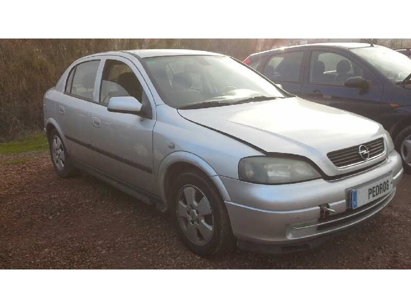 opel astra g berlina del año 2002
