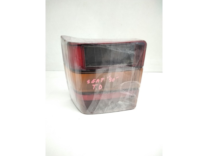 Recambio de piloto trasero derecho para seat ibiza referencia OEM IAM 0153361R3  25150