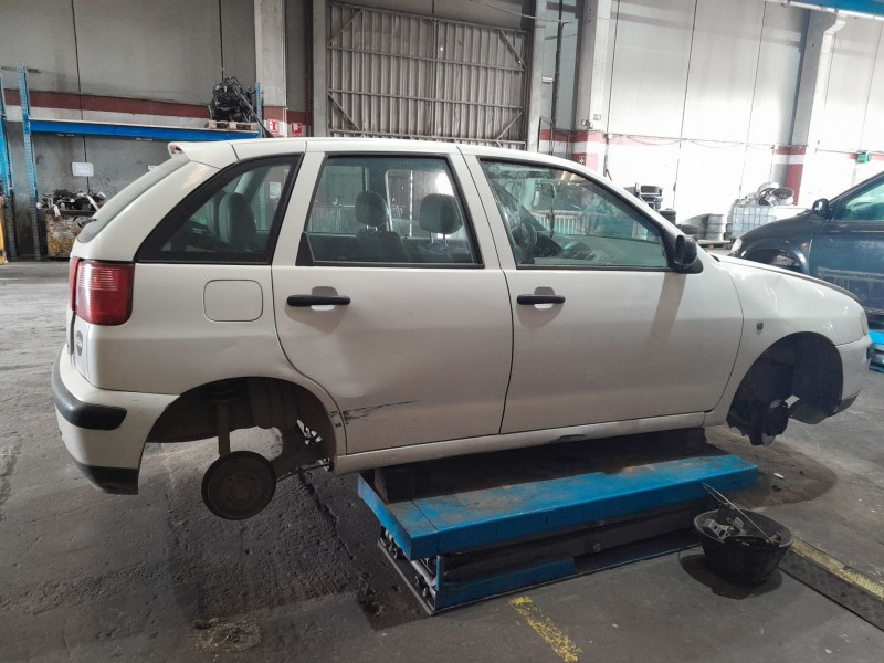 seat ibiza ii (6k1) del año 2001