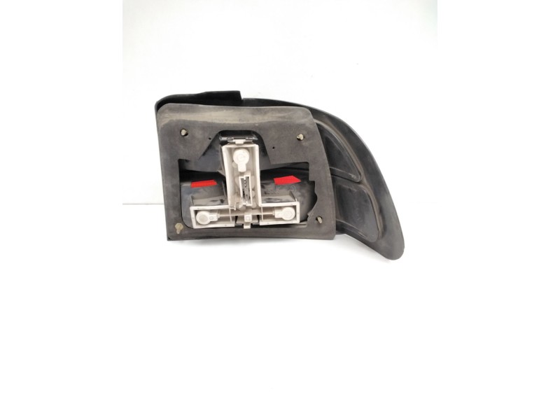 Recambio de piloto trasero izquierdo para rover 800 (xs) 820 referencia OEM IAM VALEO 2220L  