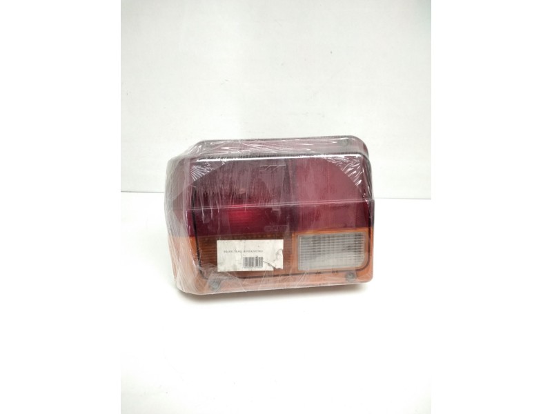 Recambio de piloto trasero izquierdo para rover 100 / metro hatchback (xp) 114 s/l/gta referencia OEM IAM E309L  