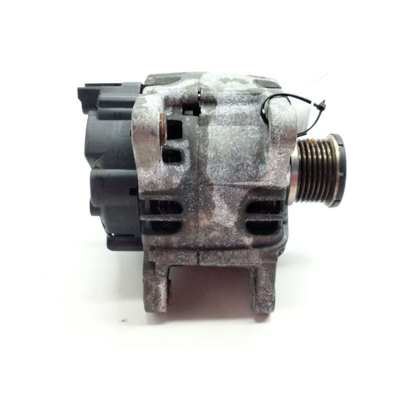 Recambio de alternador para renault megane iii hatchback (bz0/1_, b3_) 1.2 tce (bz2b, bz11) referencia OEM IAM   
