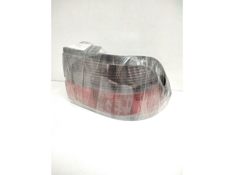 Recambio de piloto trasero derecho para mg serie 800 (rs) referencia OEM IAM L972R  107109