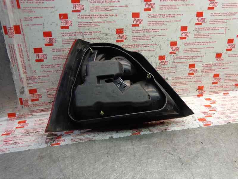 Recambio de piloto trasero derecho para mg serie 200 (rf) 220 sd (5-ptas.) referencia OEM IAM XFB10088  