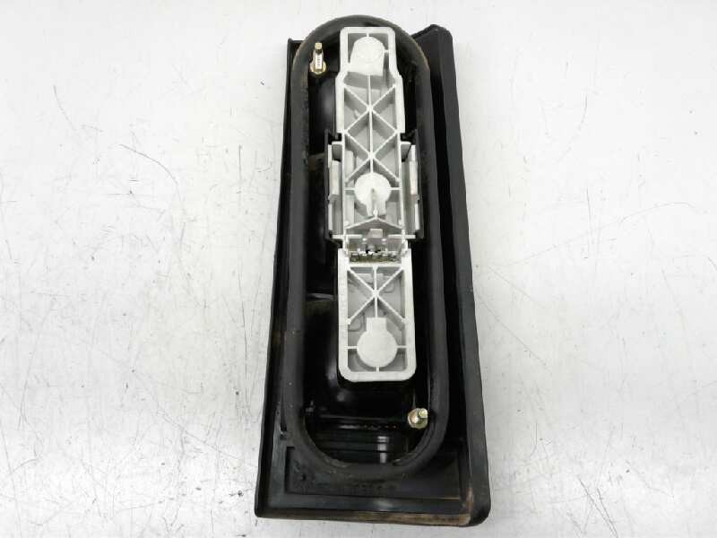 Recambio de piloto trasero izquierdo para renault rapid/express (f40) 1.4 básico familiar cat (f407) referencia OEM IAM 77010319