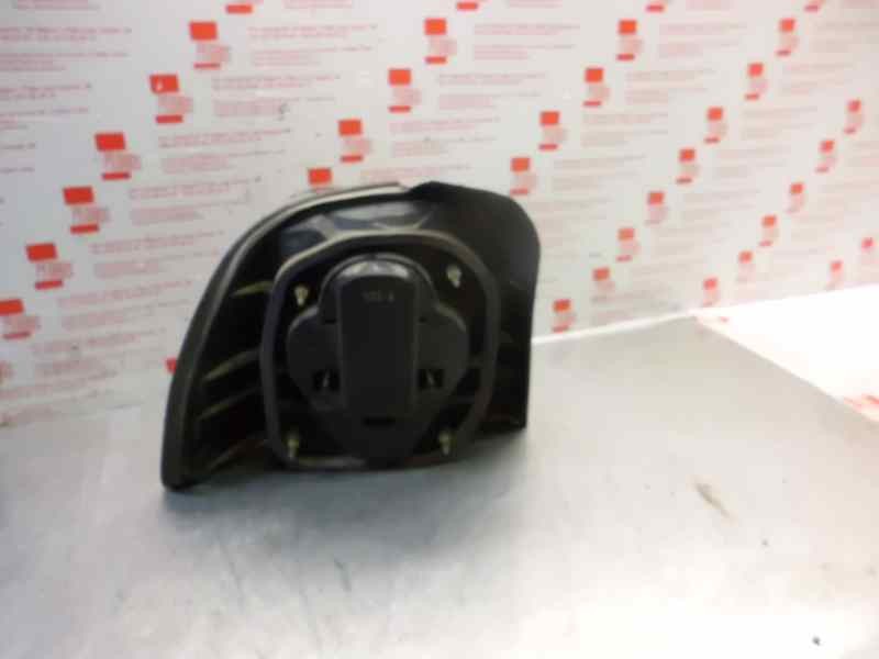 Recambio de piloto trasero derecho para mg serie 600 (rh) 620 si referencia OEM IAM F0063291  