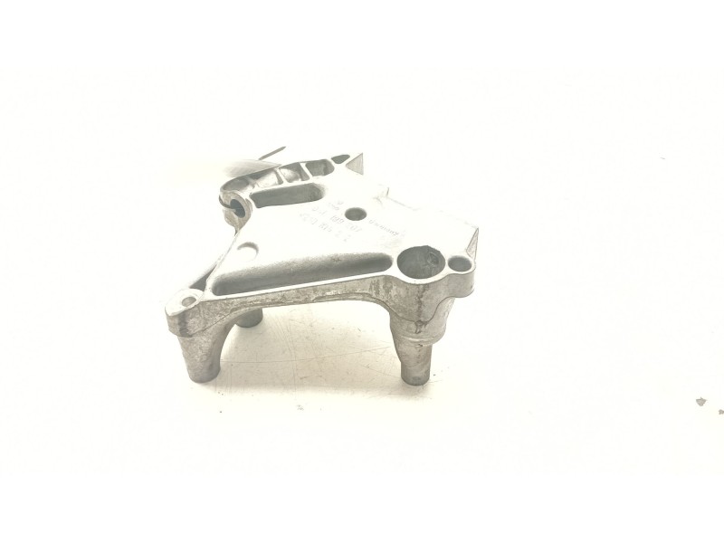 Recambio de soporte motor derecho inferior para seat leon (5f1) 2.0 tdi referencia OEM IAM 04L199207  
