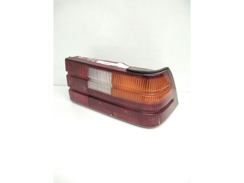 Recambio de piloto trasero derecho para » otros... premium 370 26 g 6x2 referencia OEM IAM 86486400024 10737892 114408