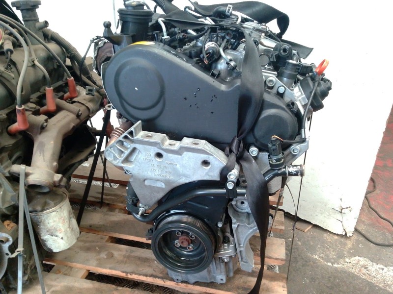 Recambio de motor completo para volkswagen golf vi (5k1) 2.0 tdi referencia OEM IAM CBA  