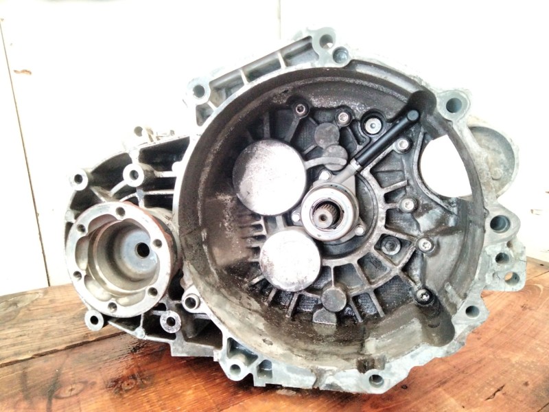 Recambio de caja cambios para volkswagen golf vi (5k1) 2.0 tdi referencia OEM IAM KXX  