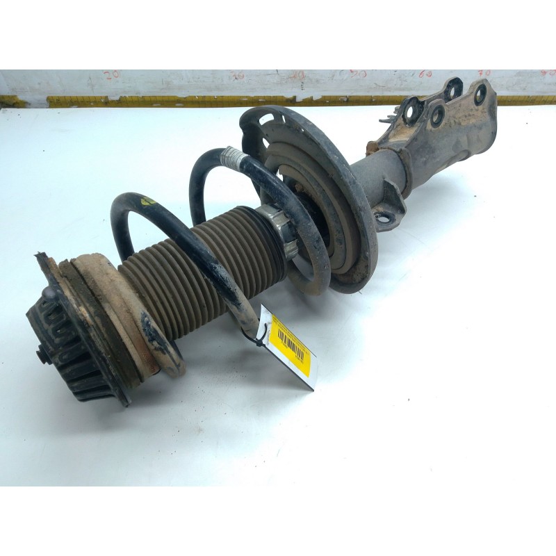 Recambio de amortiguador delantero derecho para opel insignia b grand sport (z18) 1.5 (68) referencia OEM IAM 84301377  