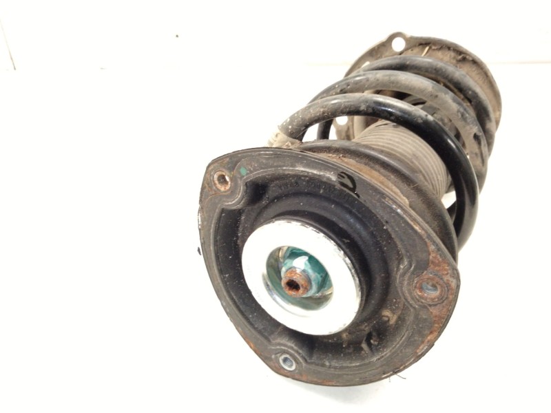 Recambio de amortiguador delantero derecho para skoda superb iii (3v3) 2.0 tdi referencia OEM IAM 3Q0413031CR  