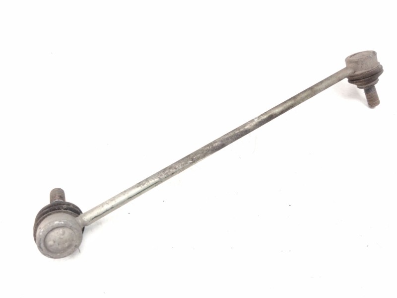 Recambio de bieleta estabilizadora delantera izquierda para skoda superb iii (3v3) 2.0 tdi referencia OEM IAM   