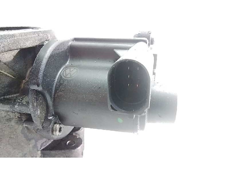 Recambio de valvula egr para volkswagen t5 transporter caja cerrada referencia OEM IAM 76131501B  