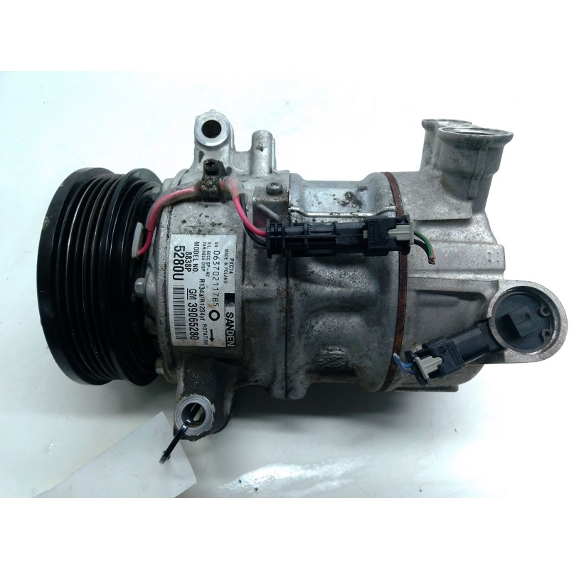 Recambio de compresor aire acondicionado para opel insignia b grand sport (z18) 1.5 (68) referencia OEM IAM 39065280  