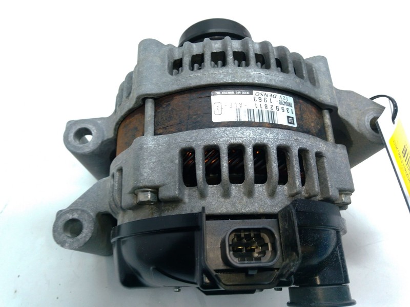 Recambio de alternador para opel insignia b grand sport (z18) 1.5 (68) referencia OEM IAM 13592811  