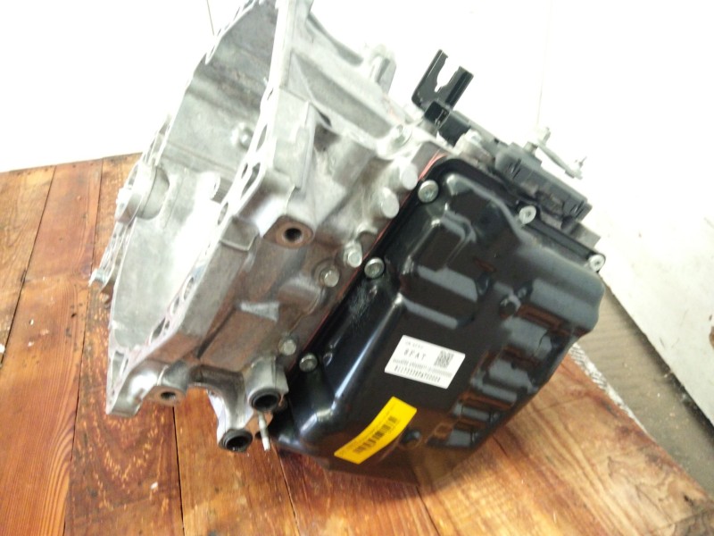 Recambio de caja cambios para opel insignia b grand sport (z18) 1.5 (68) referencia OEM IAM 2428082  