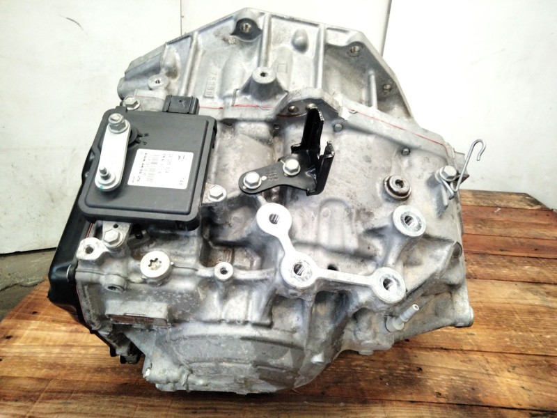 Recambio de caja cambios para opel insignia b grand sport (z18) 1.5 (68) referencia OEM IAM 2428082  