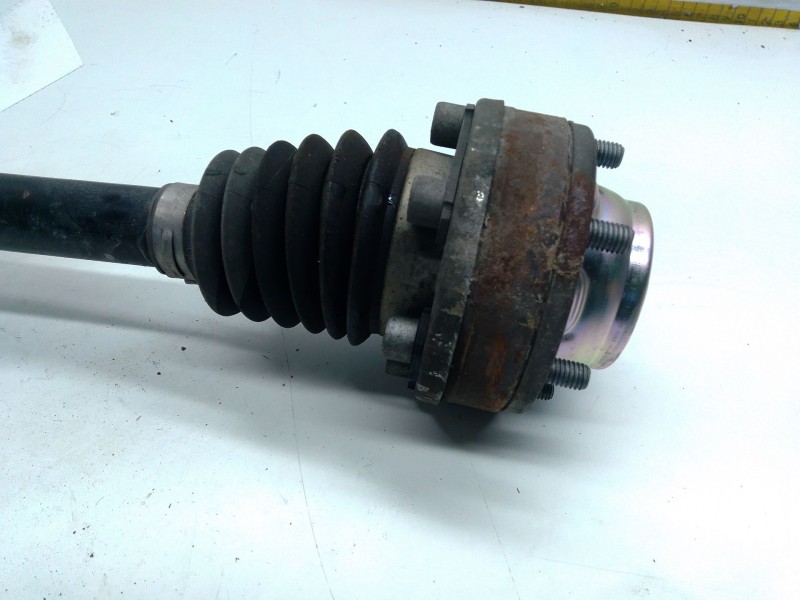 Recambio de transmision trasera derecha para skoda superb iii (3v3) 2.0 tdi referencia OEM IAM 3Q0501203B  