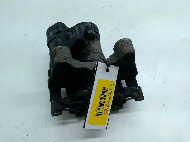 Recambio de pinza freno trasera izquierda para skoda superb iii (3v3) 2.0 tdi referencia OEM IAM   