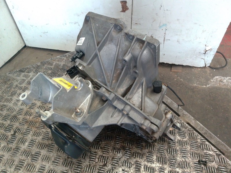 Recambio de caja cambios para ford fiesta iv (ja_, jb_) 1.3 i referencia OEM IAM 97WT7002VE  